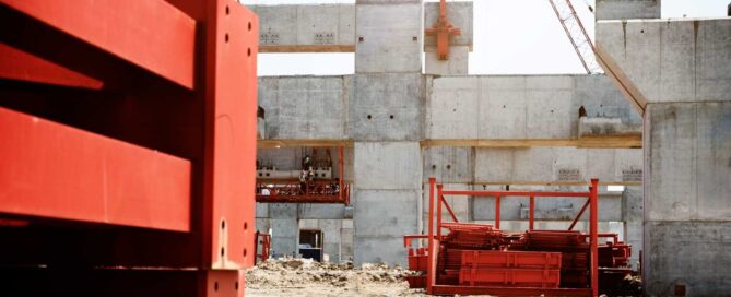 House UNDER CONSTRUCTION in Italy